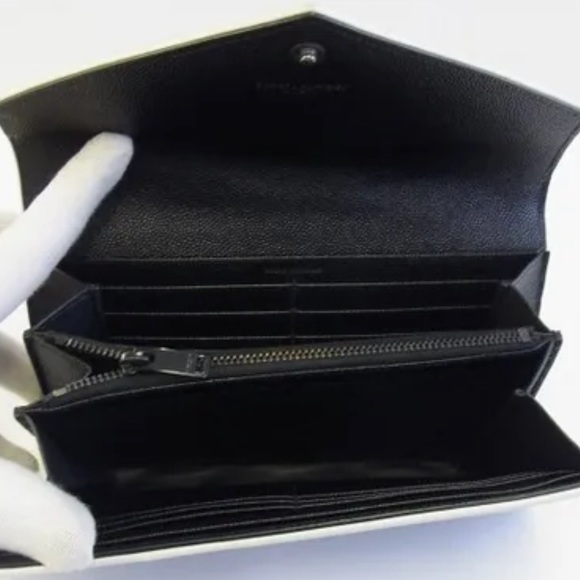 Authentic YSL Grain de Poudre Chevron Cassandra WOC Wallet On Chain - Picture 16 of 16